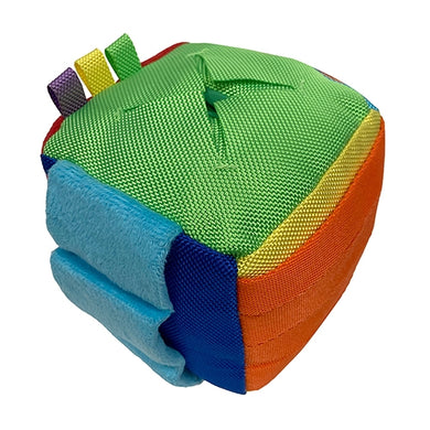 Foufou Hide 'n Seek Cube